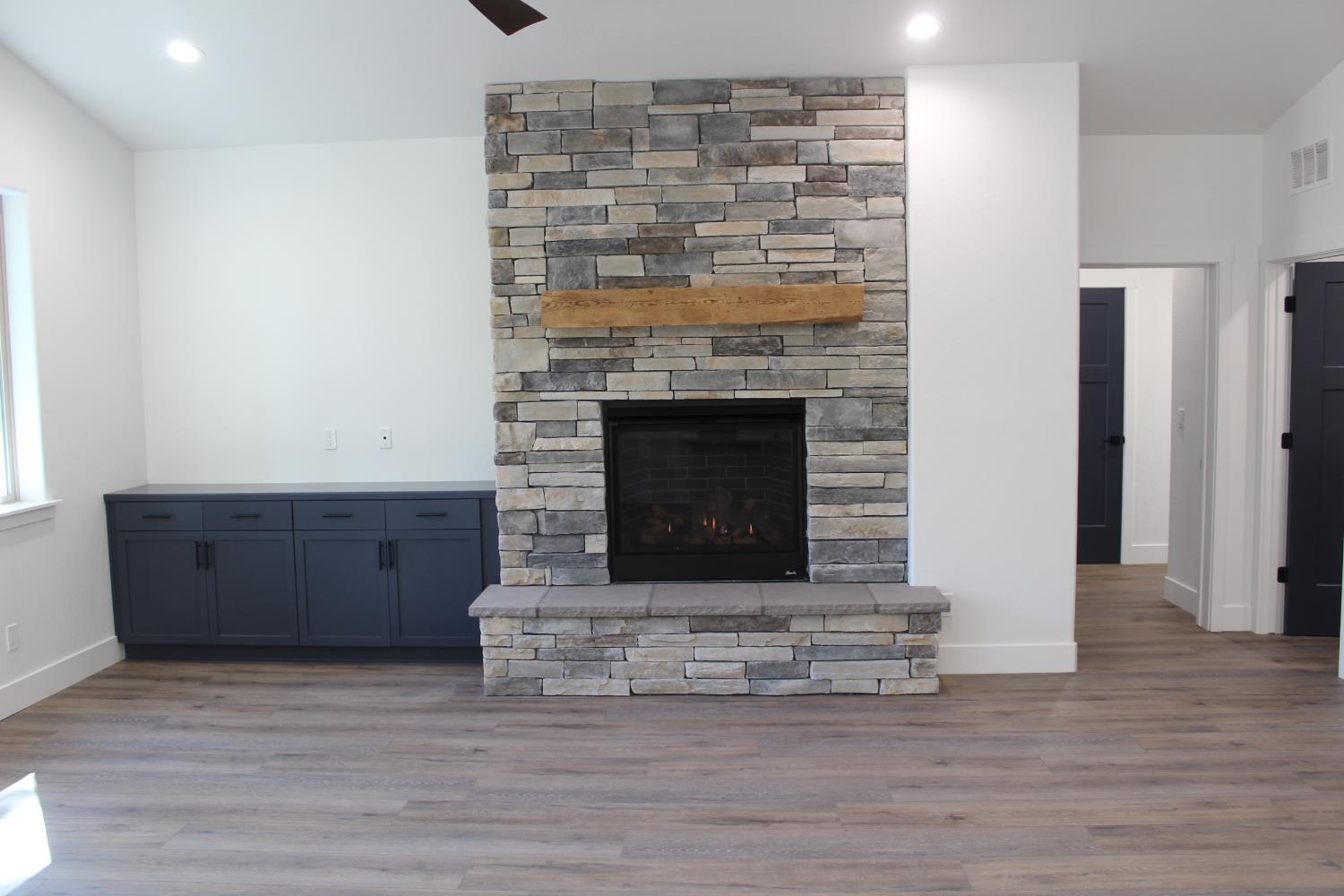 39665 Sunset Rock Ln, Shaver Lake, CA 93664