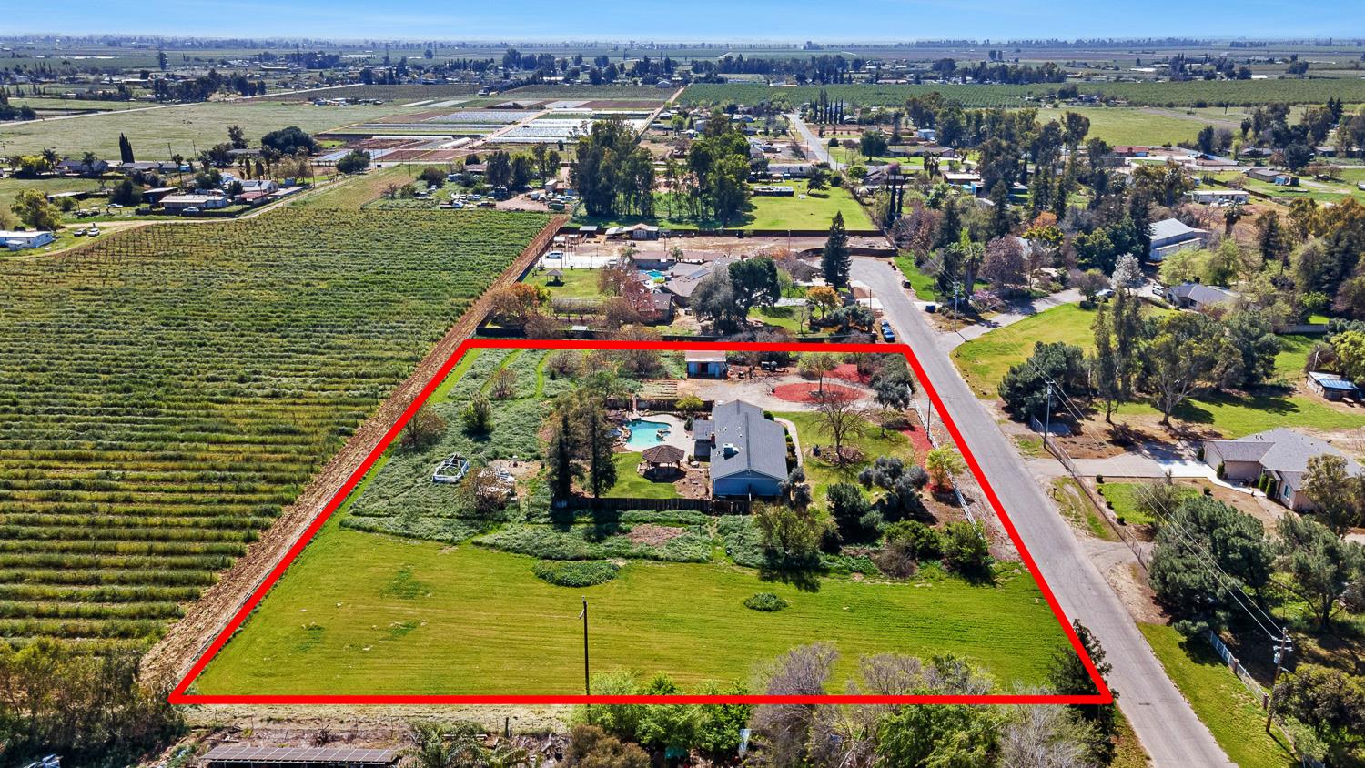 2196 N Ring Ave, Fresno, CA 93723