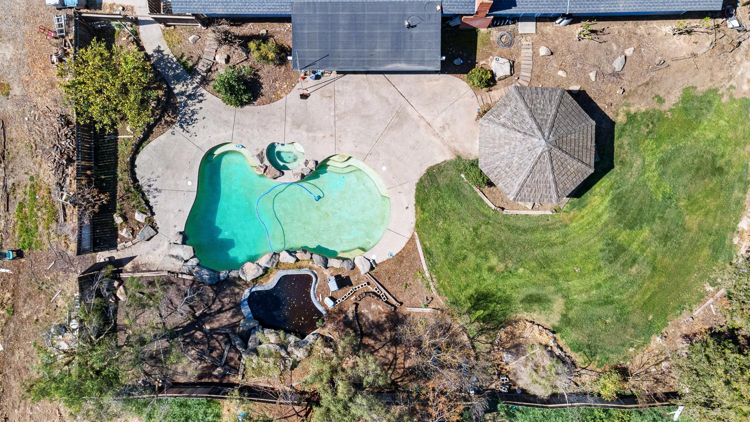 2196 N Ring Ave, Fresno, CA 93723