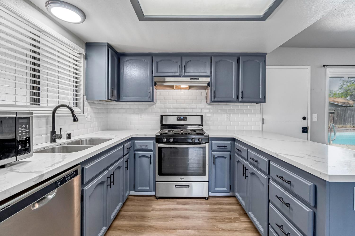 3099 Ezie Ave, Clovis, CA 93611