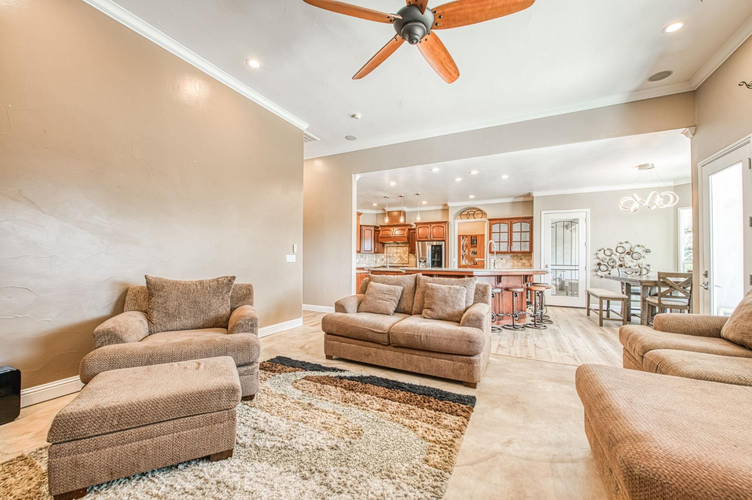 12629 Bronco Rd, Madera, CA 93636