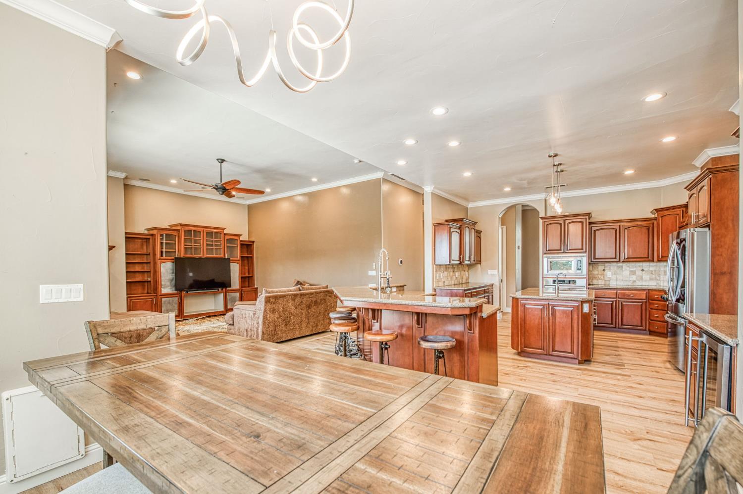 12629 Bronco Rd, Madera, CA 93636