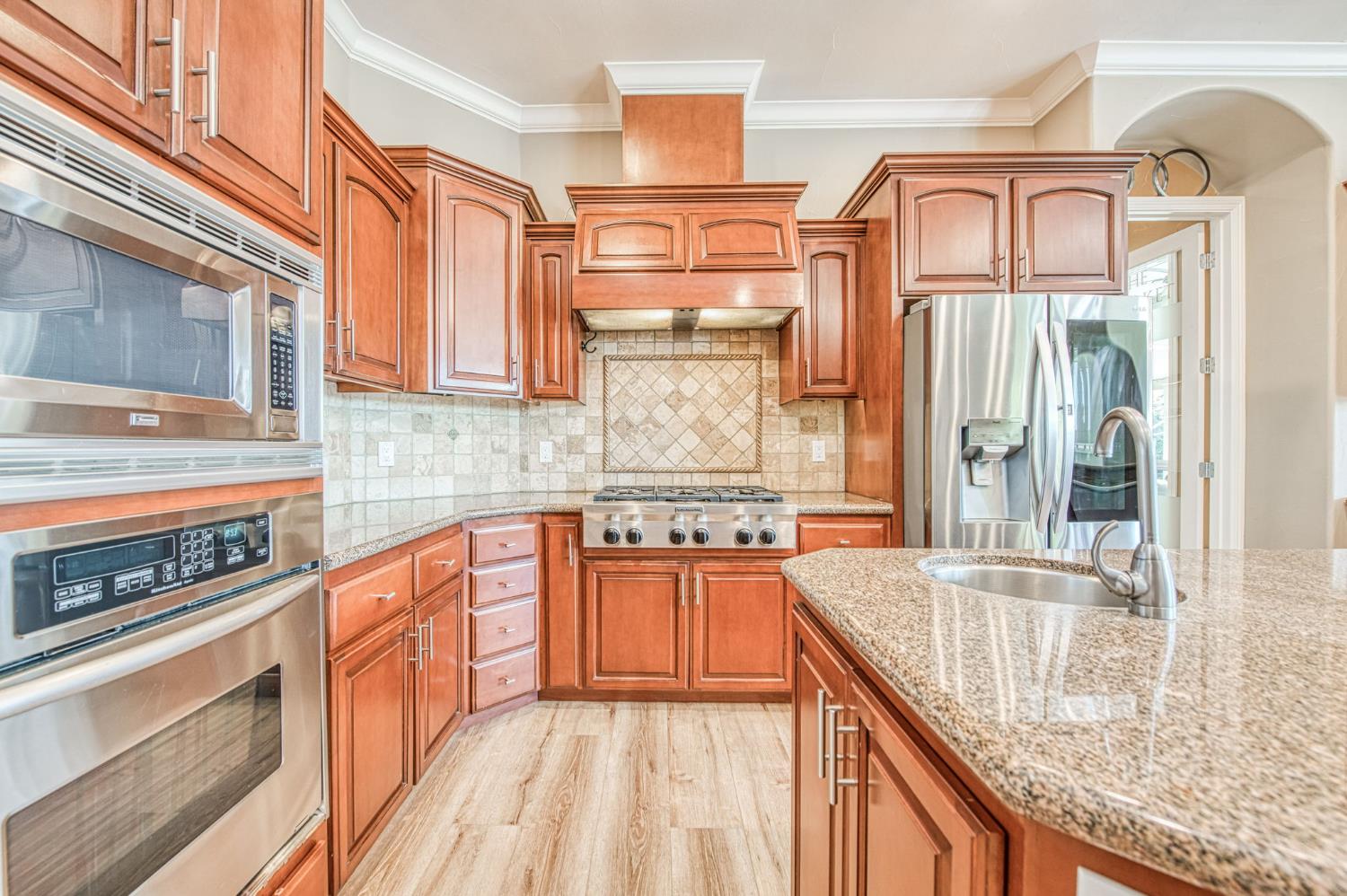 12629 Bronco Rd, Madera, CA 93636