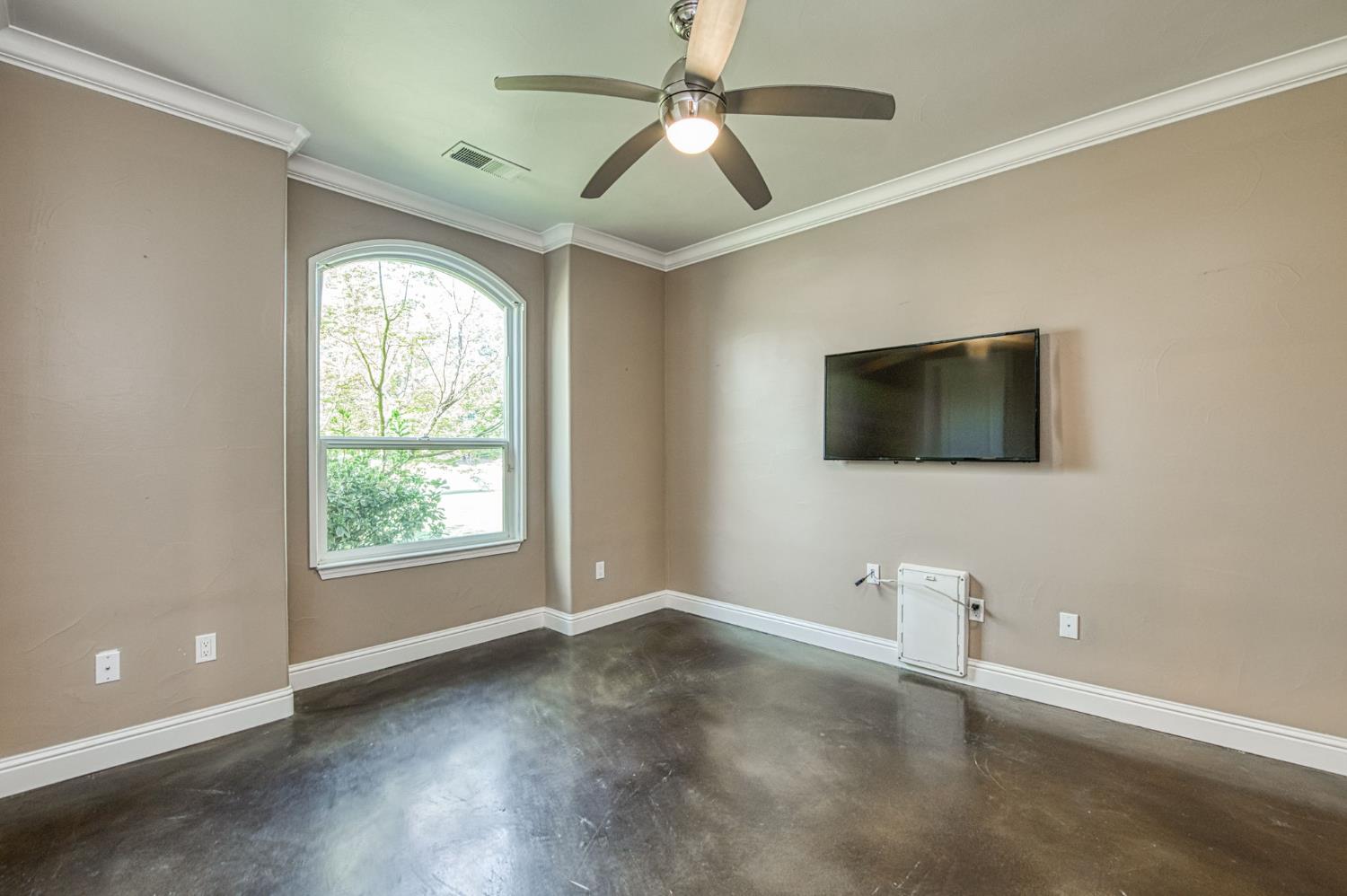 12629 Bronco Rd, Madera, CA 93636