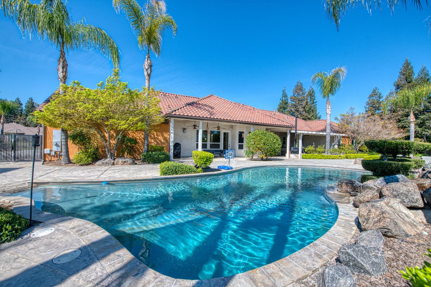 12629 Bronco Rd, Madera, CA 93636