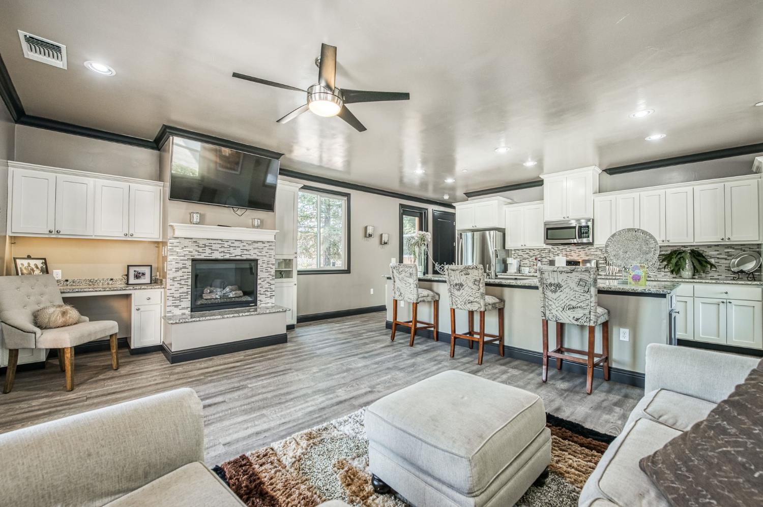 12629 Bronco Rd, Madera, CA 93636