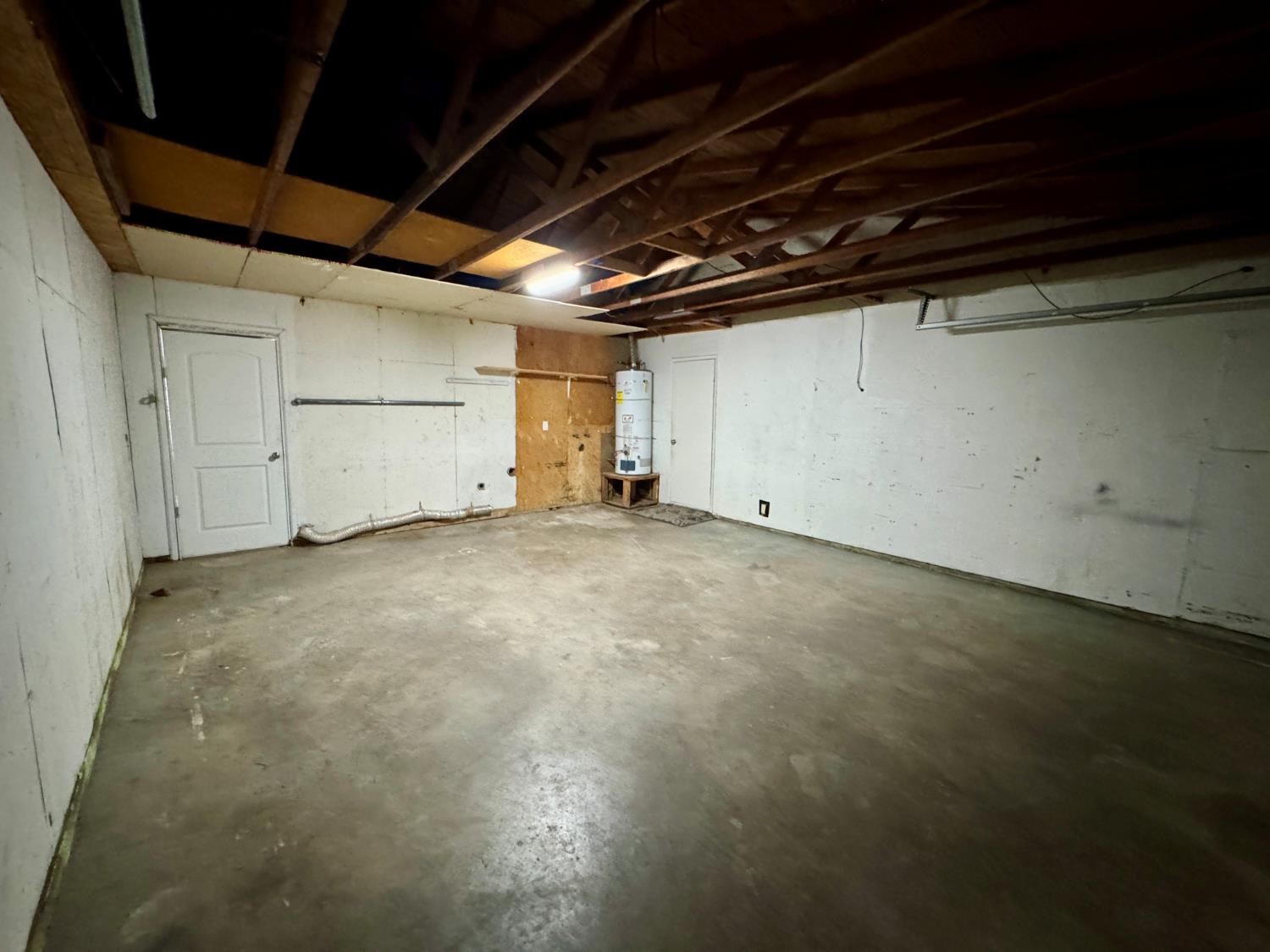 14578 W D St, Kerman, CA 93630