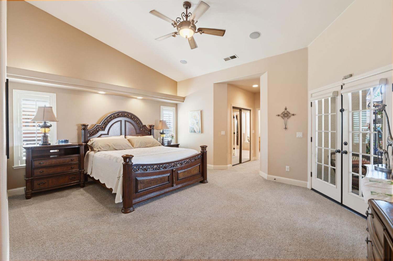 3296 Hollow Ave, Madera, CA 93637