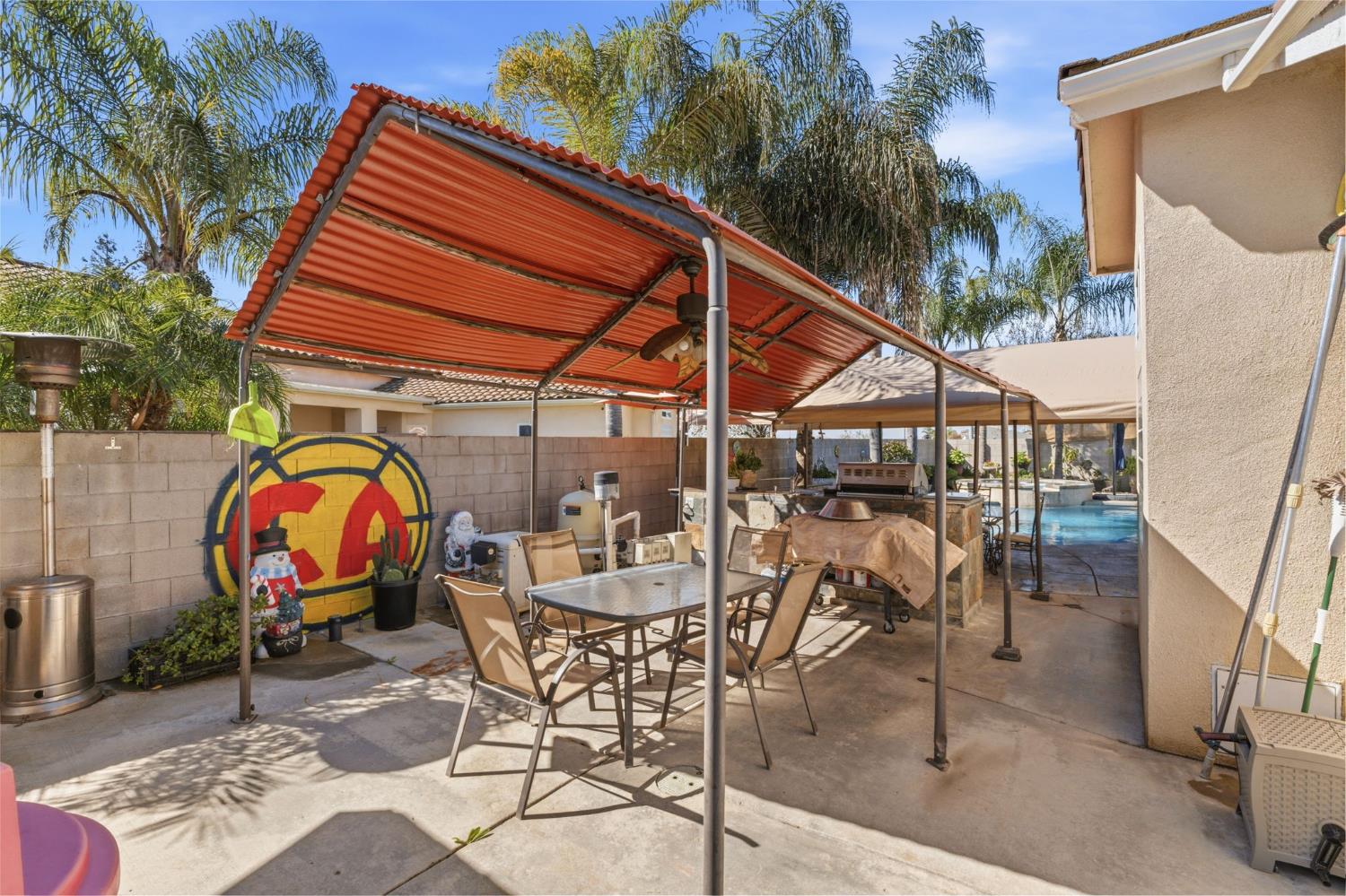 3296 Hollow Ave, Madera, CA 93637