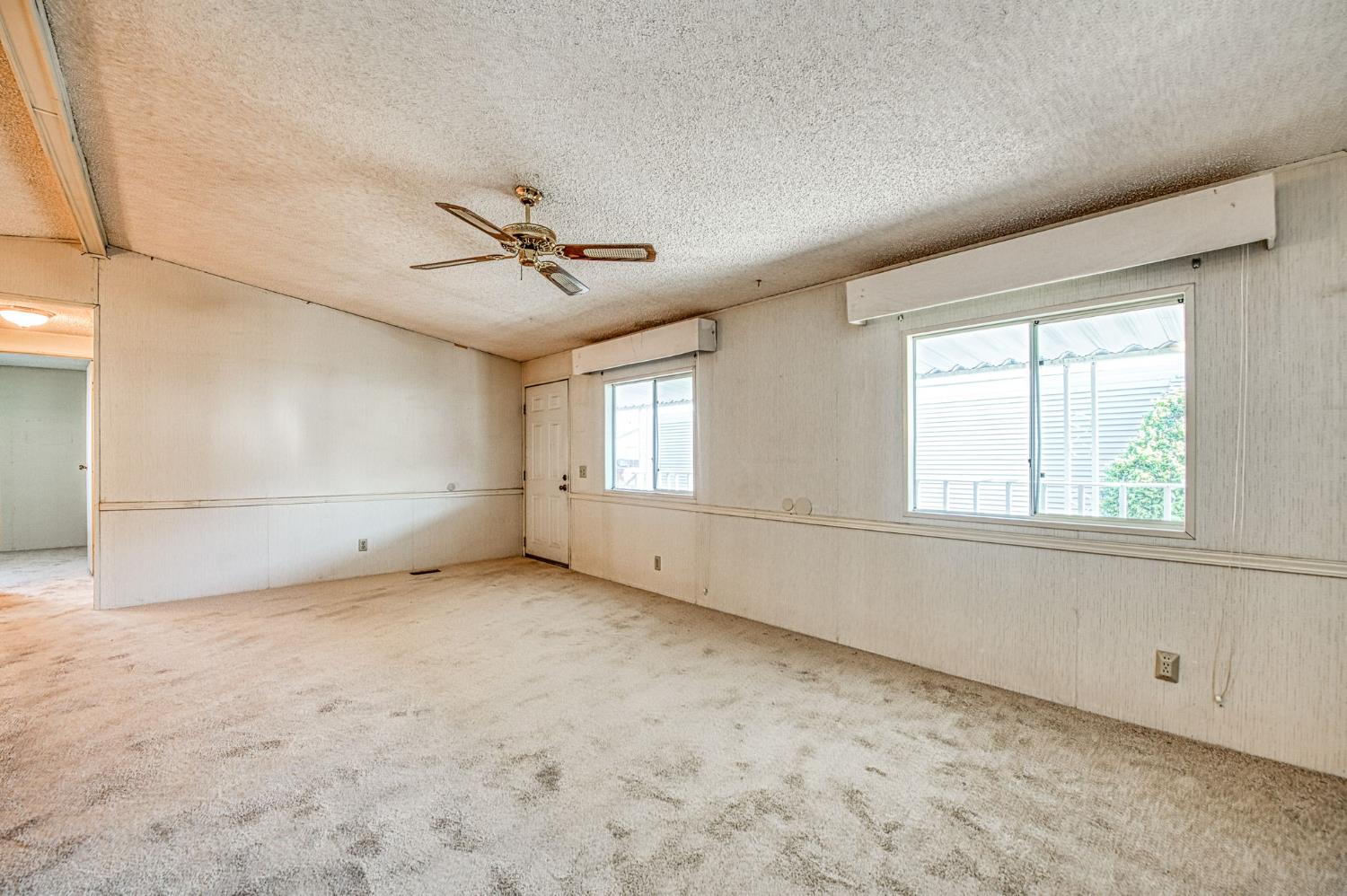 1551 6Th Avenue Dr #157, Kingsburg, CA 93631