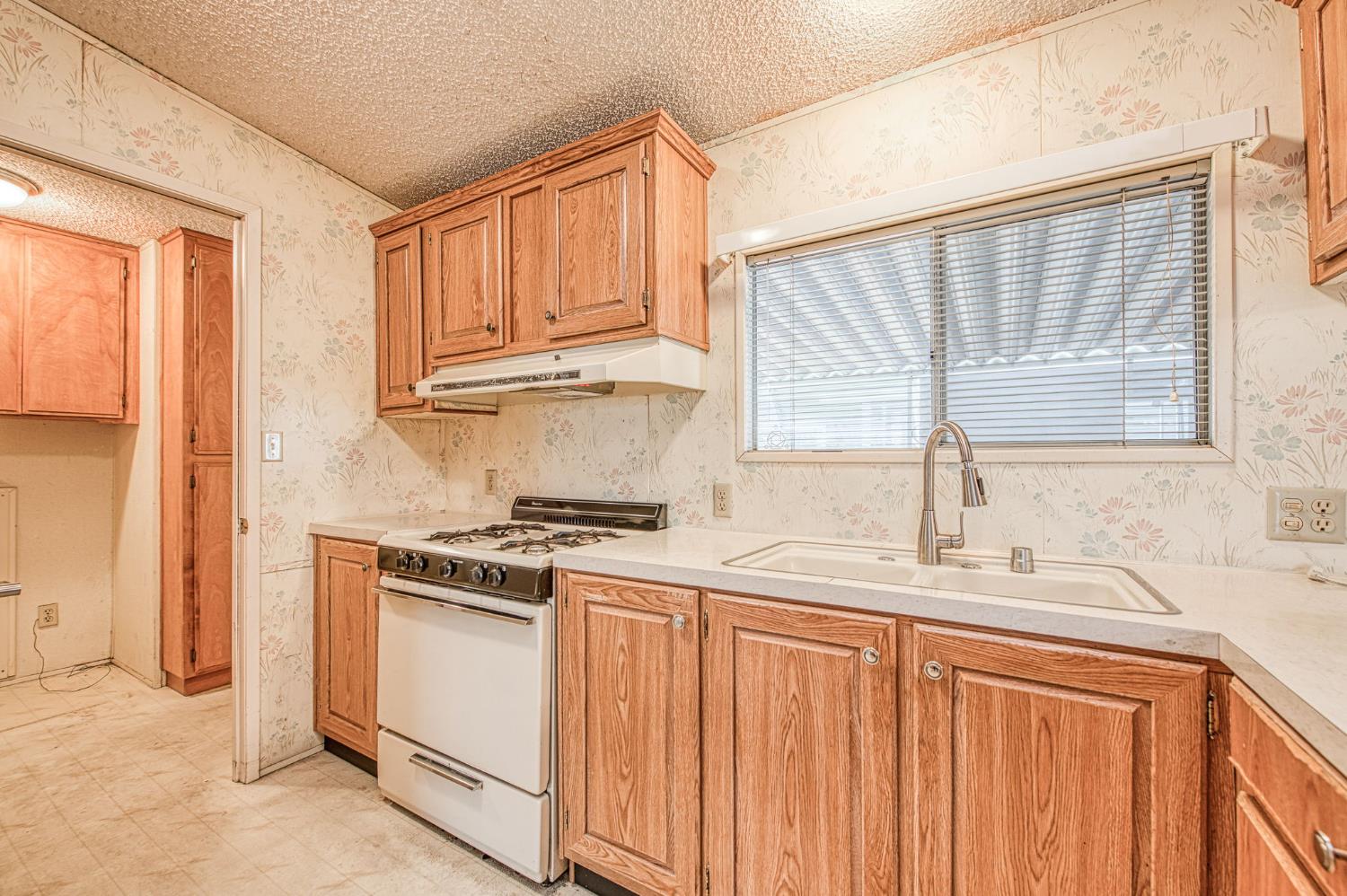 1551 6Th Avenue Dr #157, Kingsburg, CA 93631