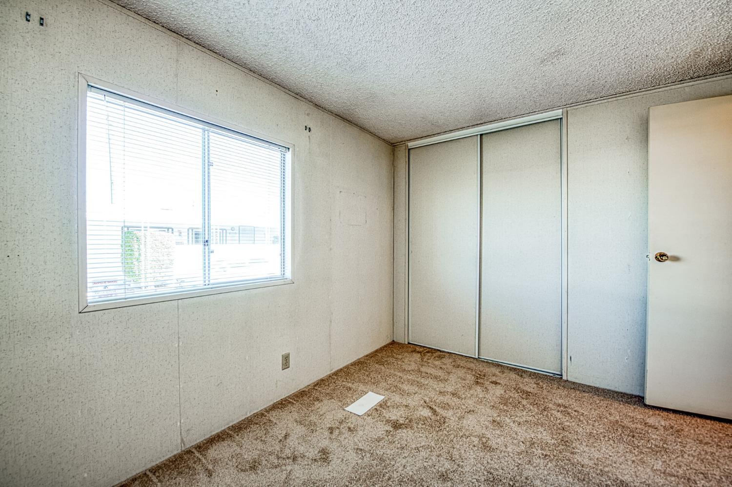 1551 6Th Avenue Dr #157, Kingsburg, CA 93631