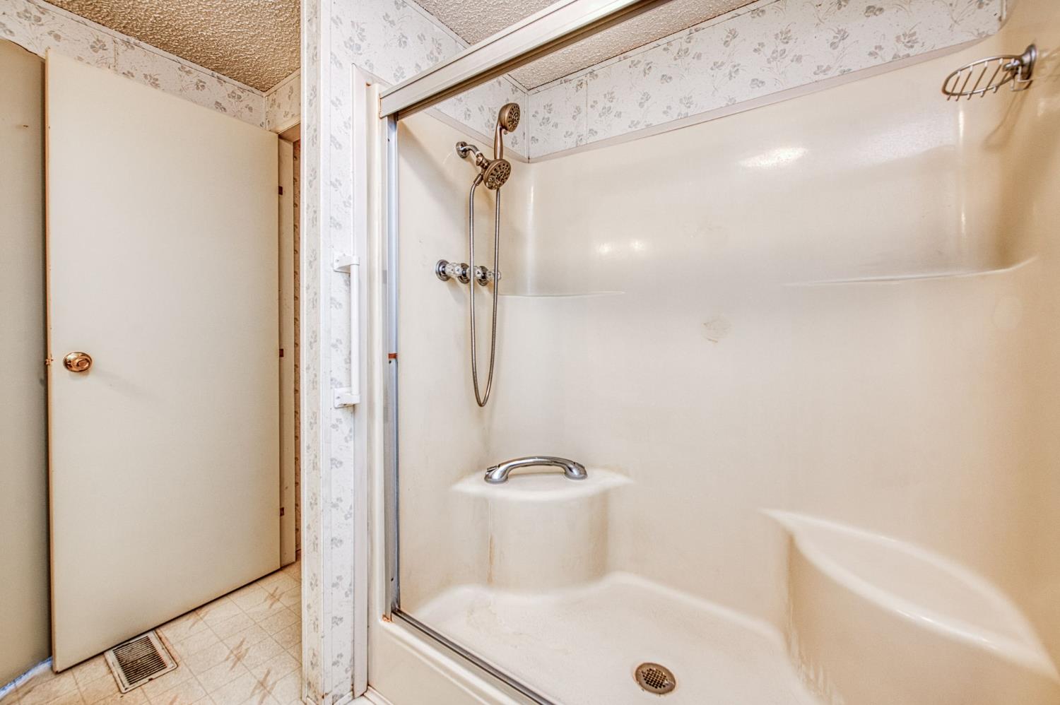 1551 6Th Avenue Dr #157, Kingsburg, CA 93631