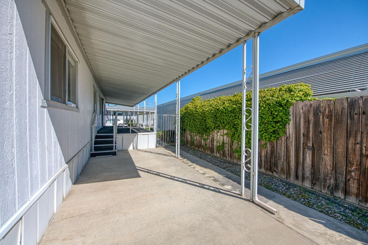 1551 6Th Avenue Dr #157, Kingsburg, CA 93631