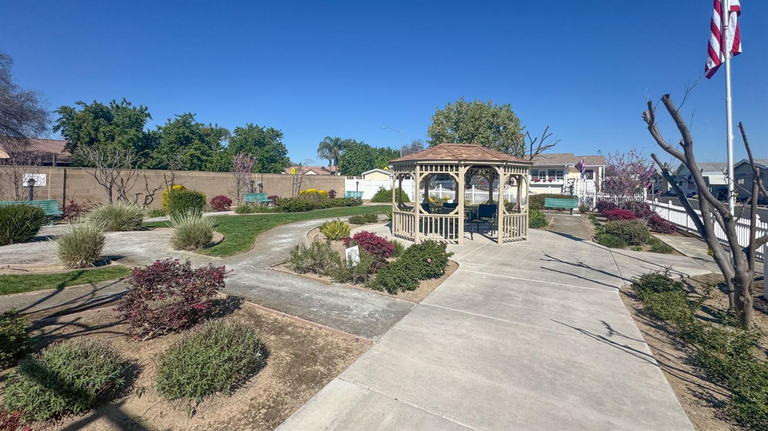 1551 6Th Avenue Dr #157, Kingsburg, CA 93631