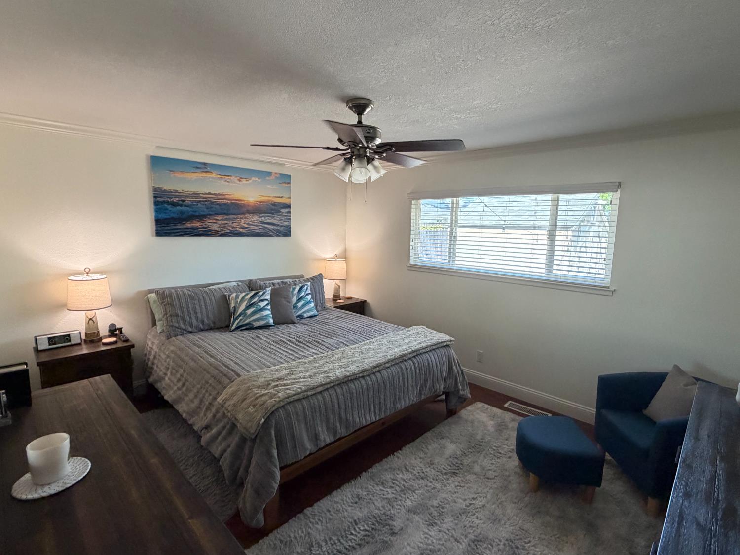 682 E Stuart Ave, Fresno, CA 93710