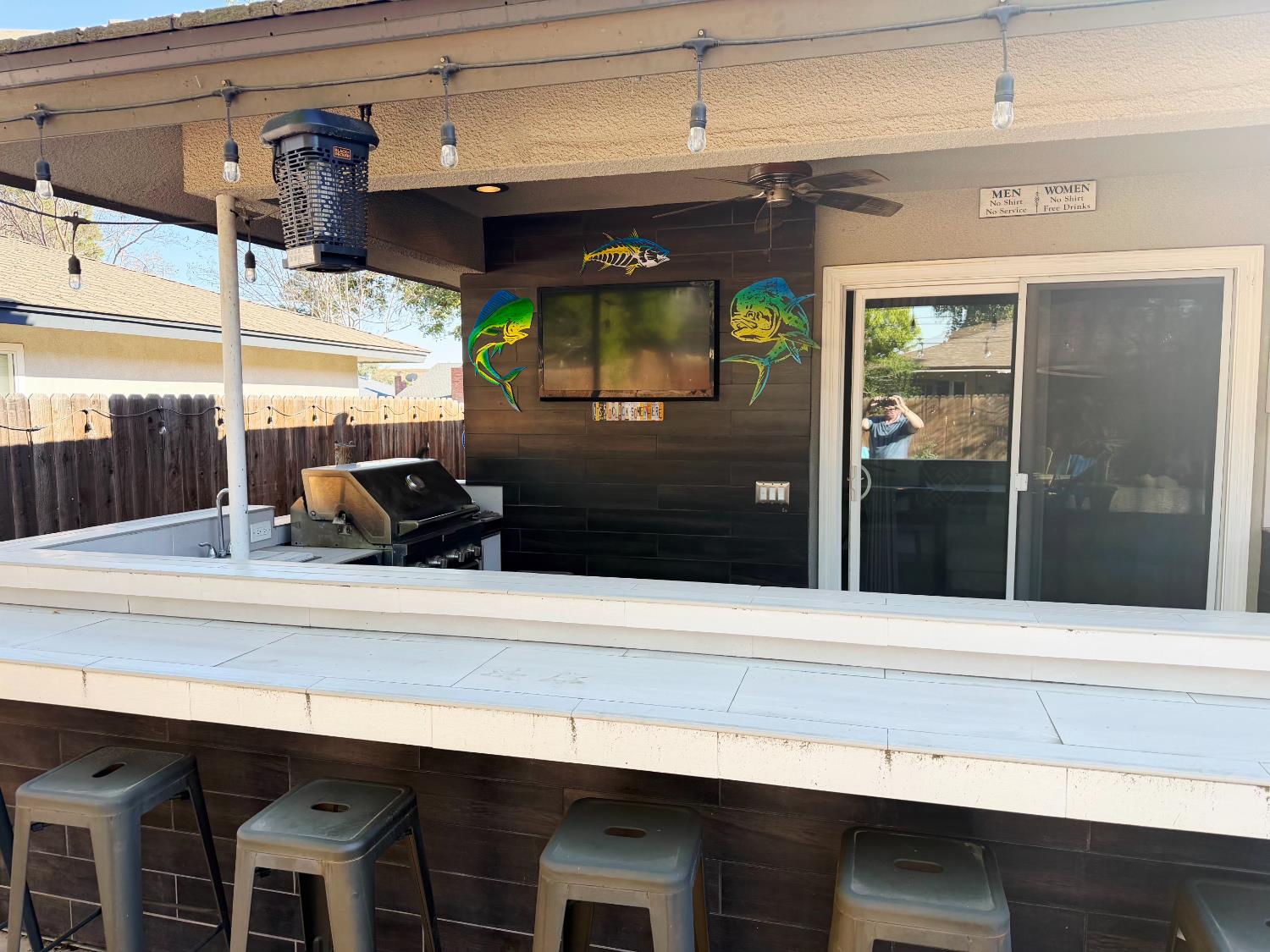 682 E Stuart Ave, Fresno, CA 93710