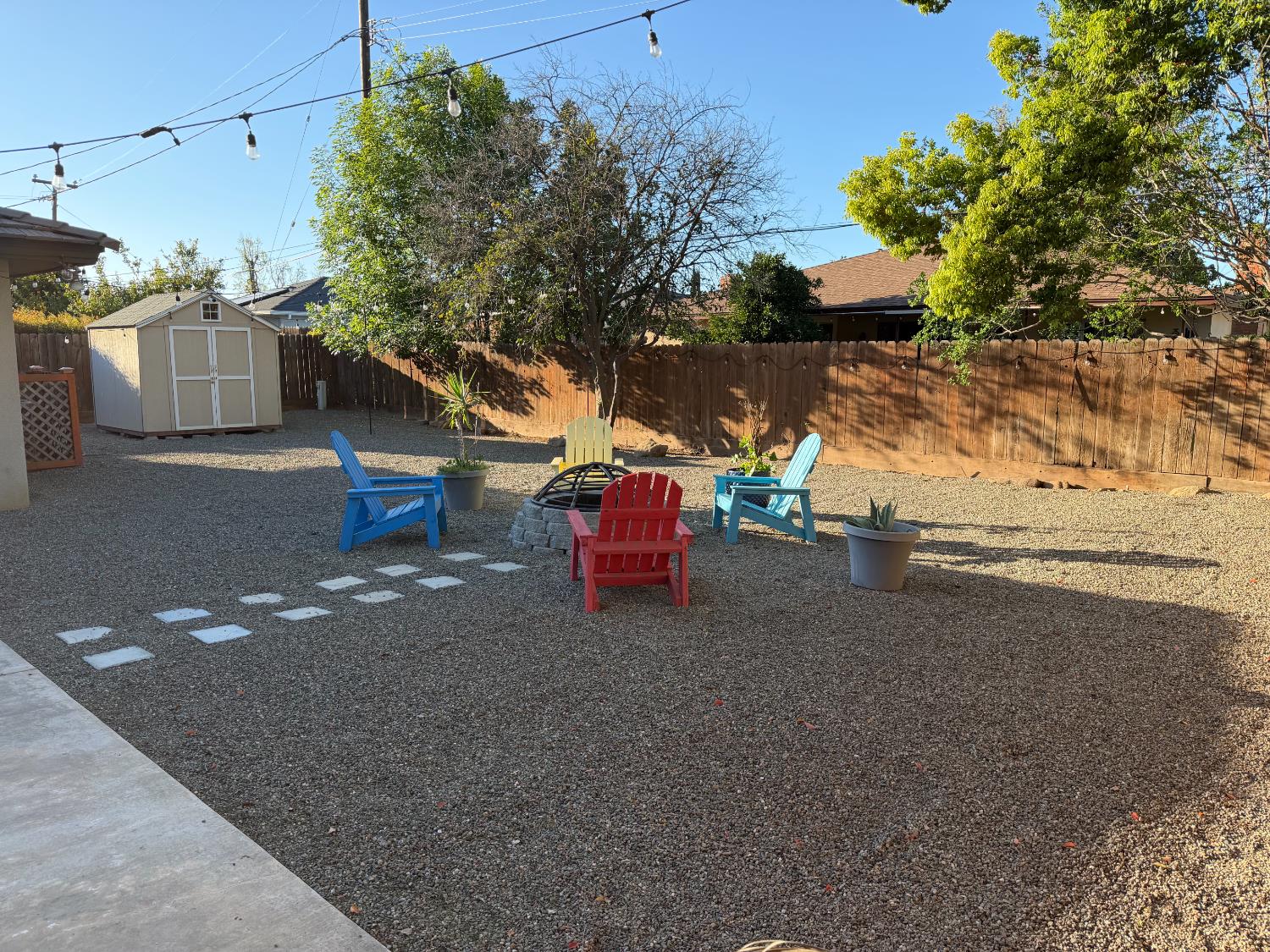 682 E Stuart Ave, Fresno, CA 93710