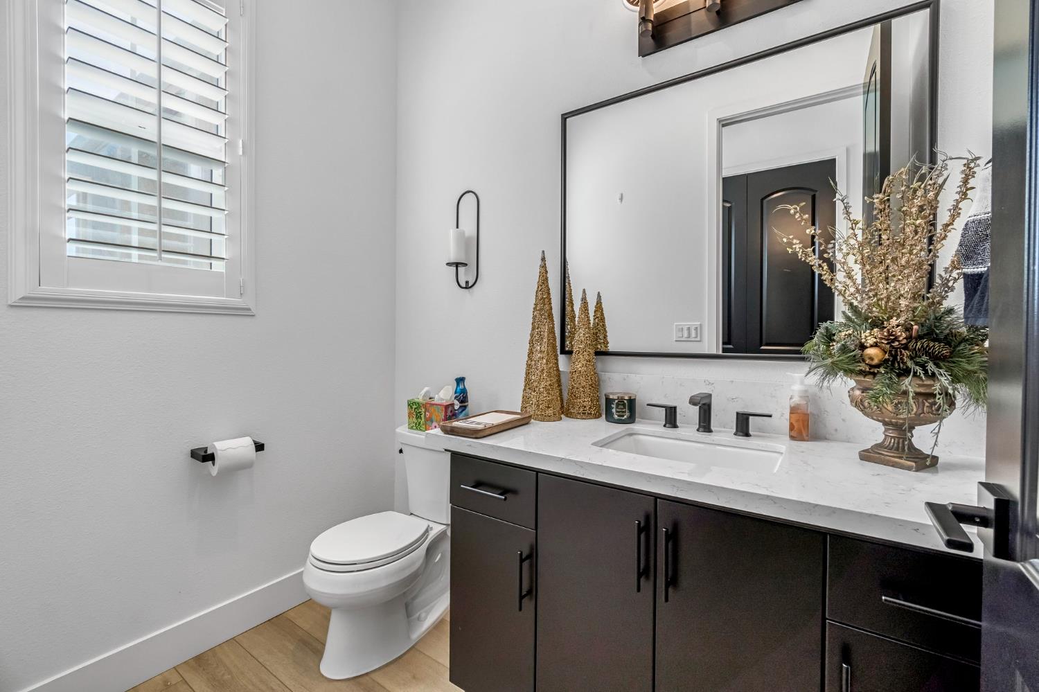 713 Harvest Dr, Madera, CA 93636