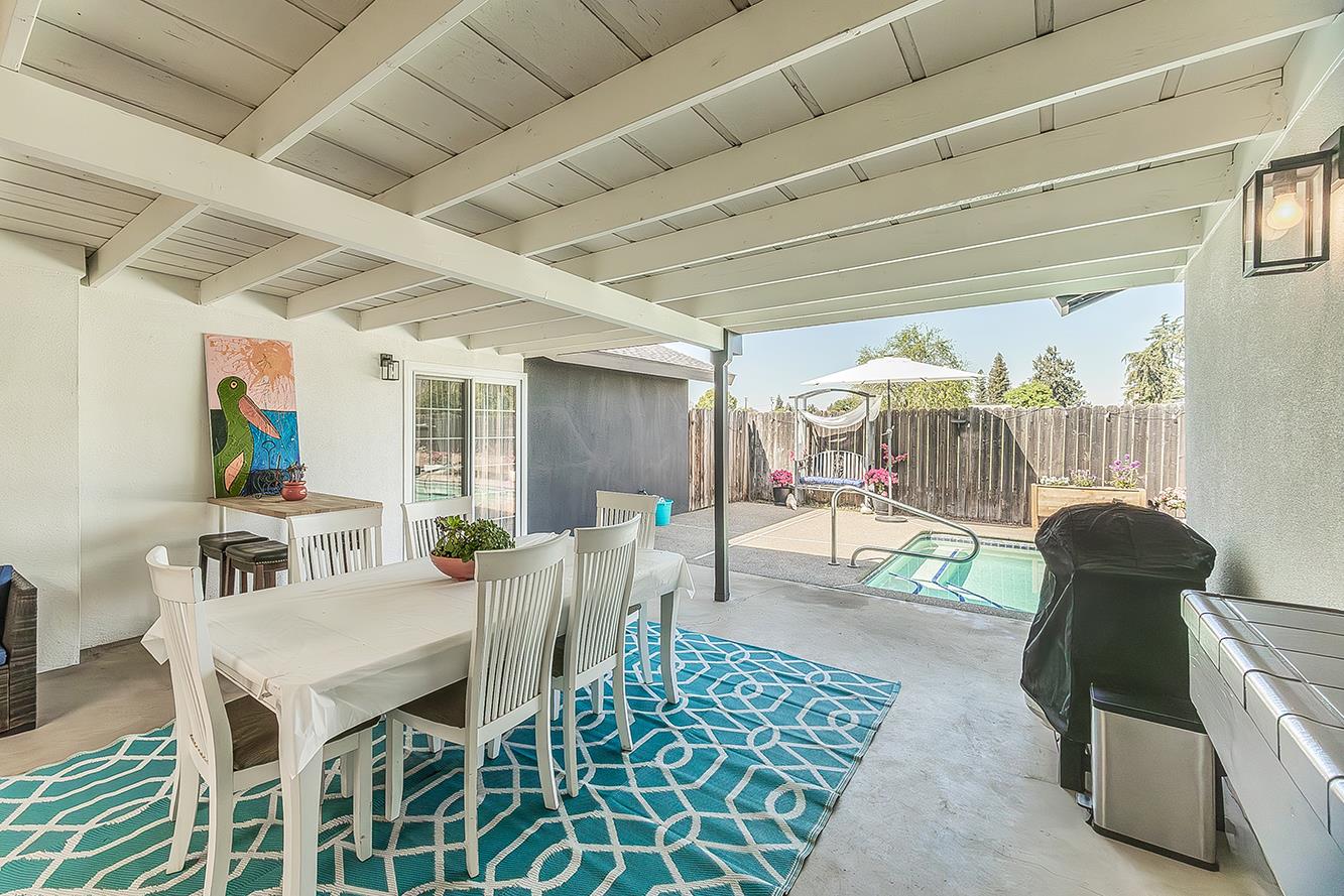 714 E Ann Dr, Reedley, CA 93654