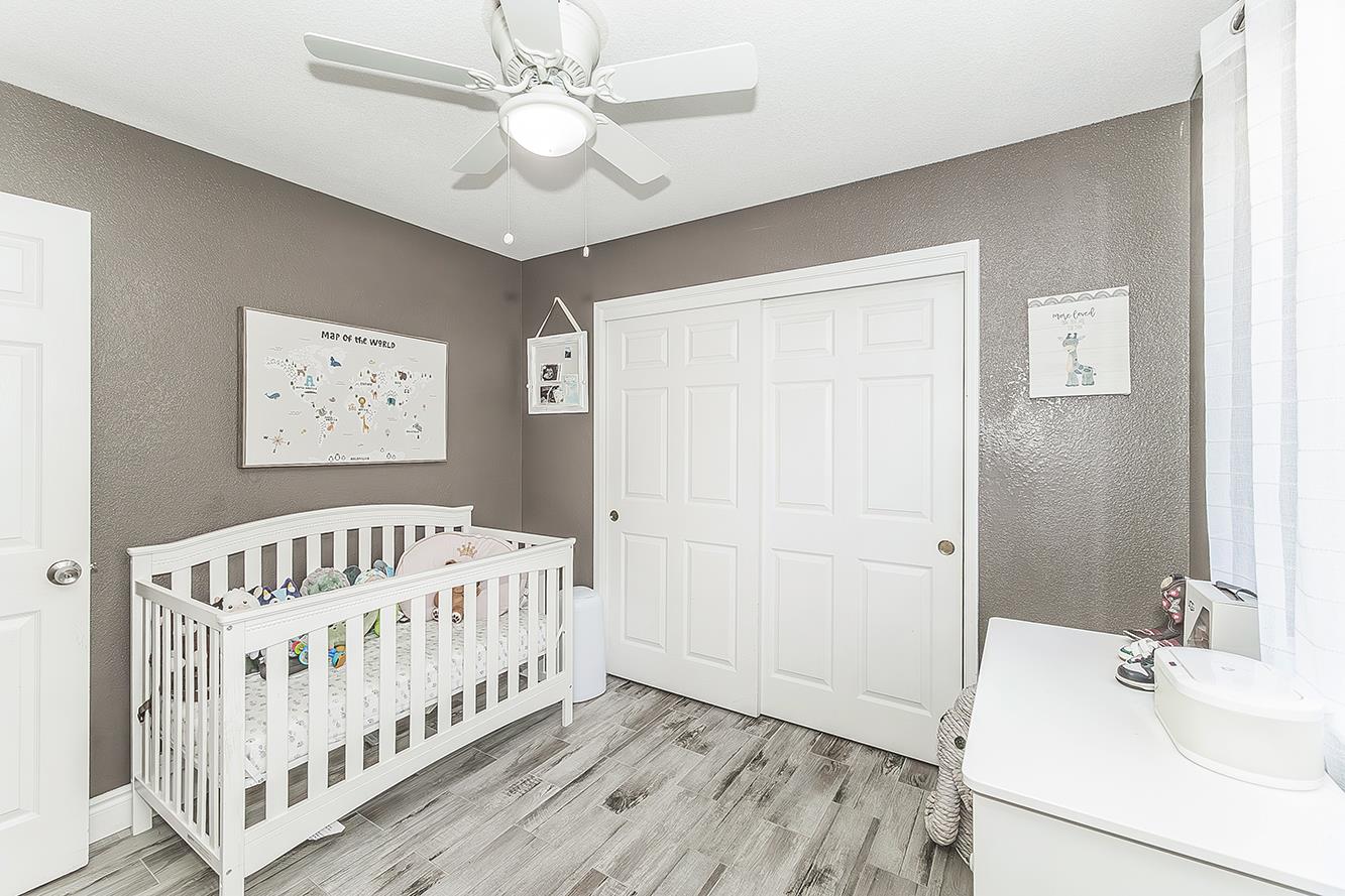 208 Kelly Ave, Parlier, CA 93648