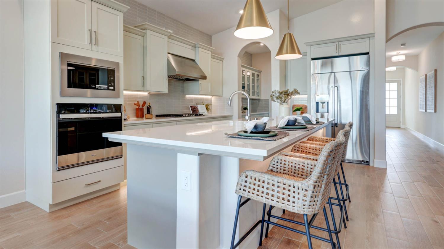 1687 N Blackwood Ave, Clovis, CA 93619