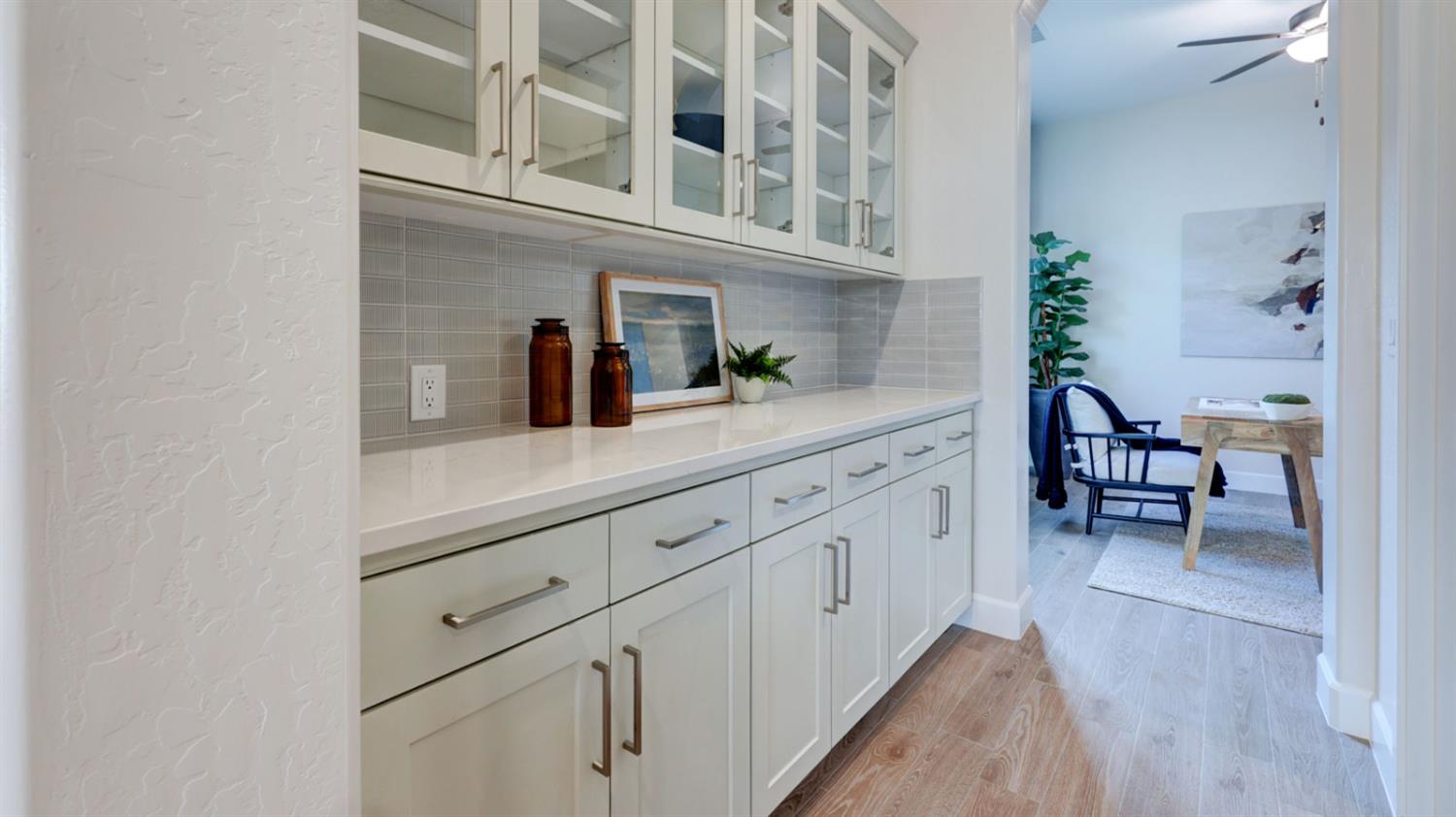 1687 N Blackwood Ave, Clovis, CA 93619