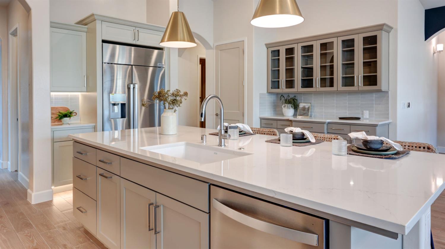 1687 N Blackwood Ave, Clovis, CA 93619