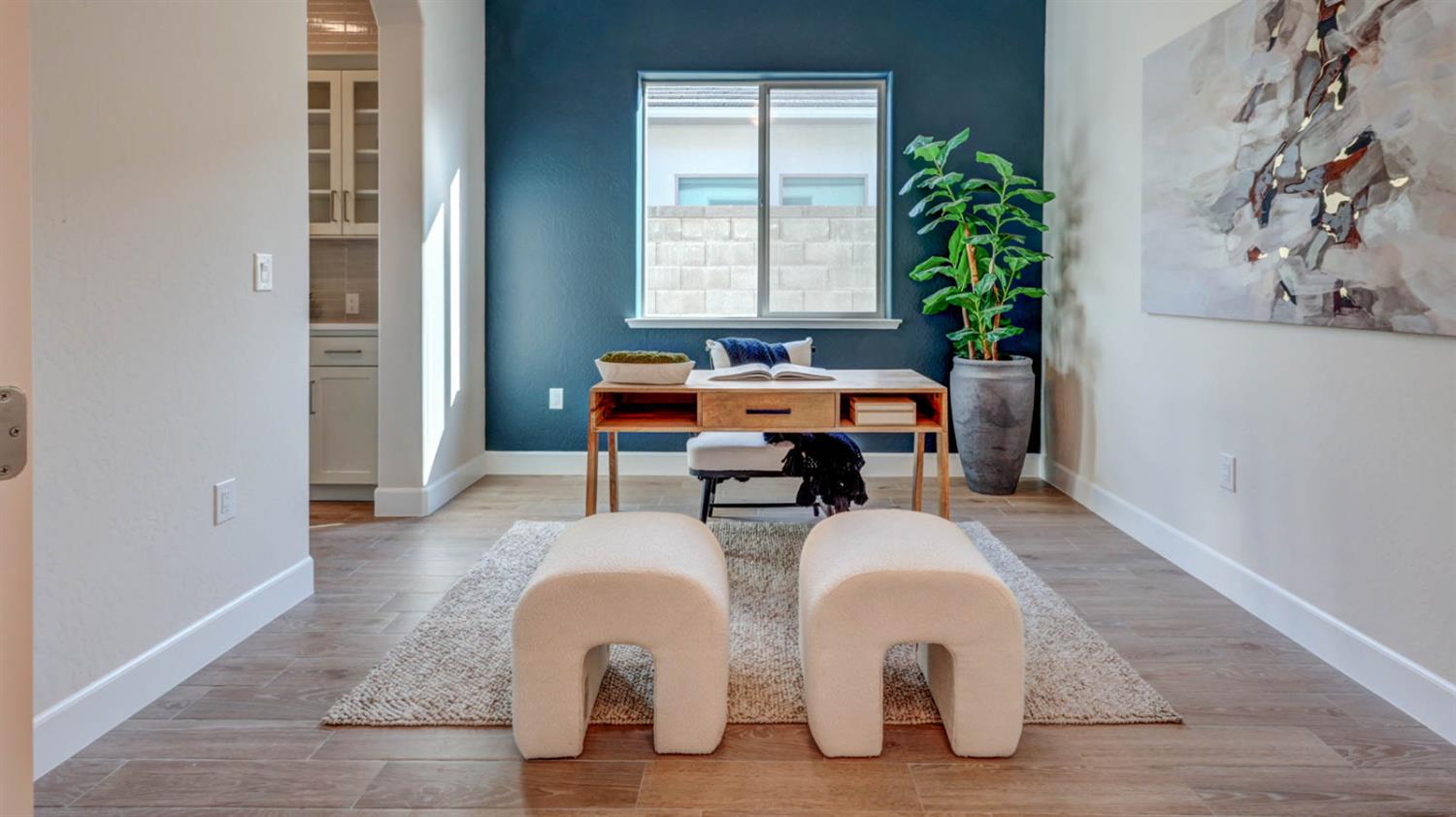 1687 N Blackwood Ave, Clovis, CA 93619