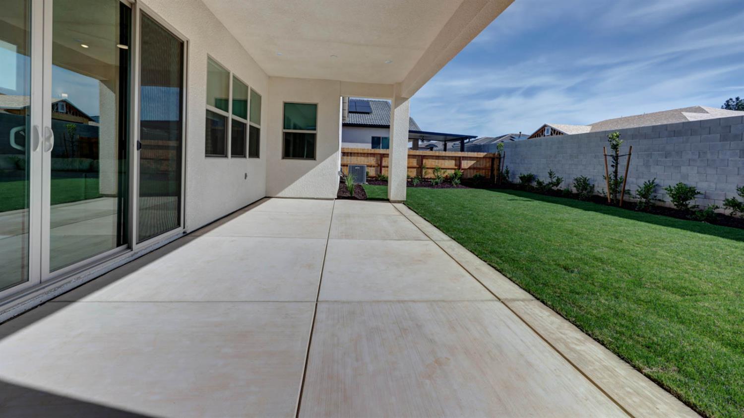 1687 N Blackwood Ave, Clovis, CA 93619