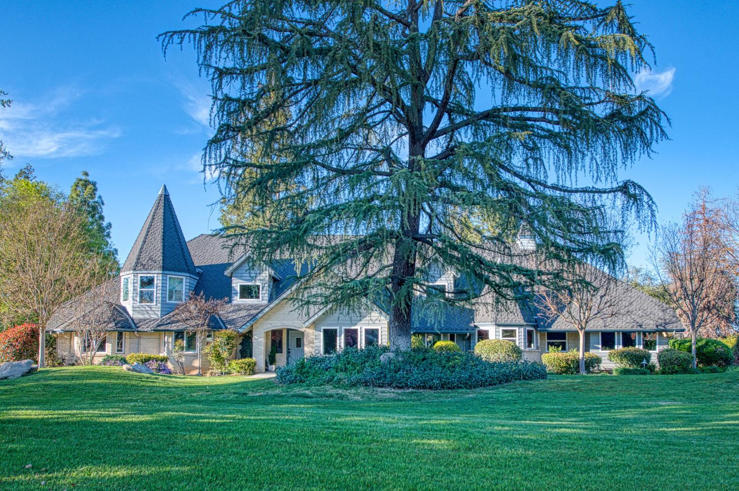 2649 Heritage Ave, Clovis, CA 93619