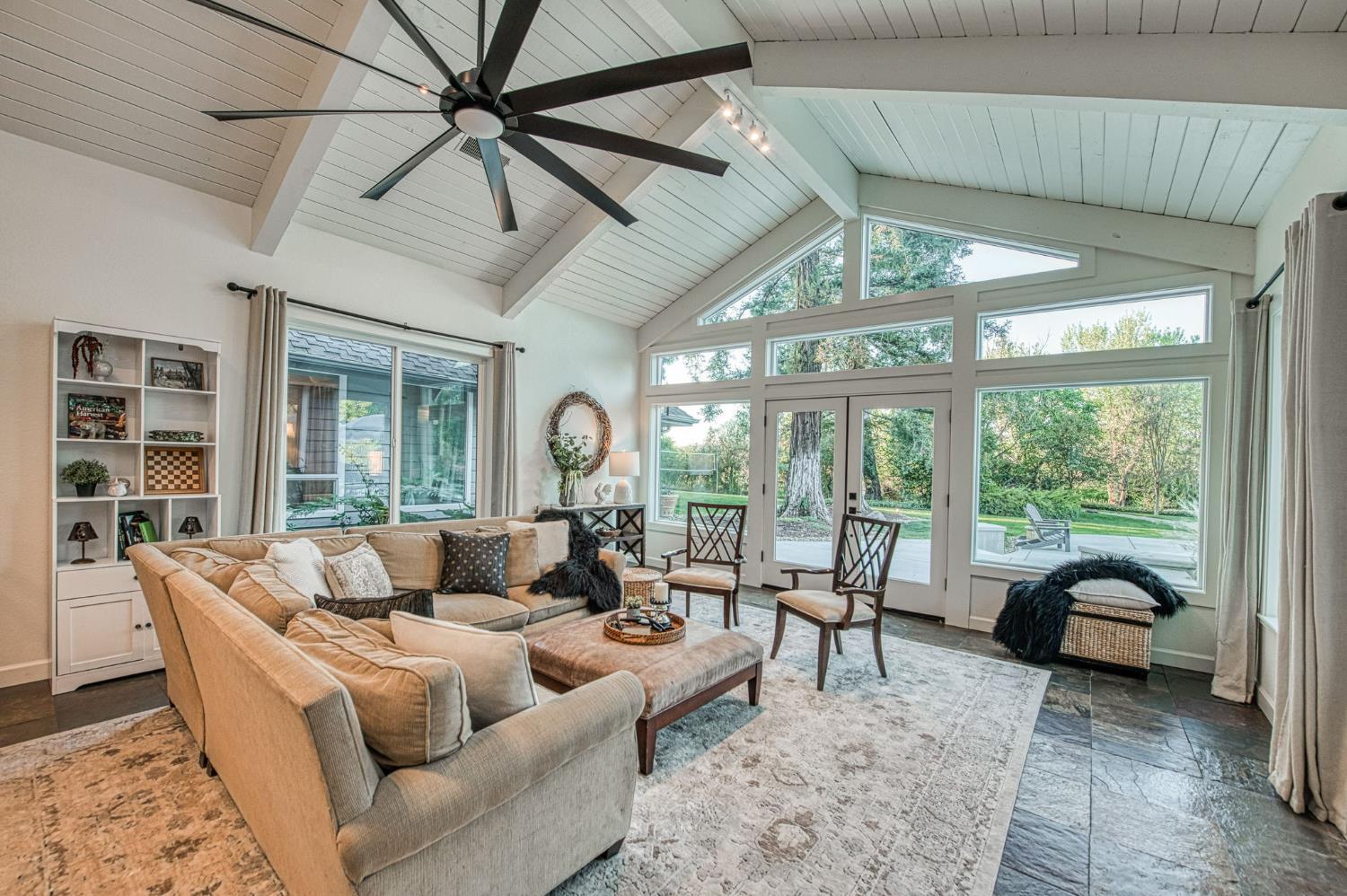 2649 Heritage Ave, Clovis, CA 93619