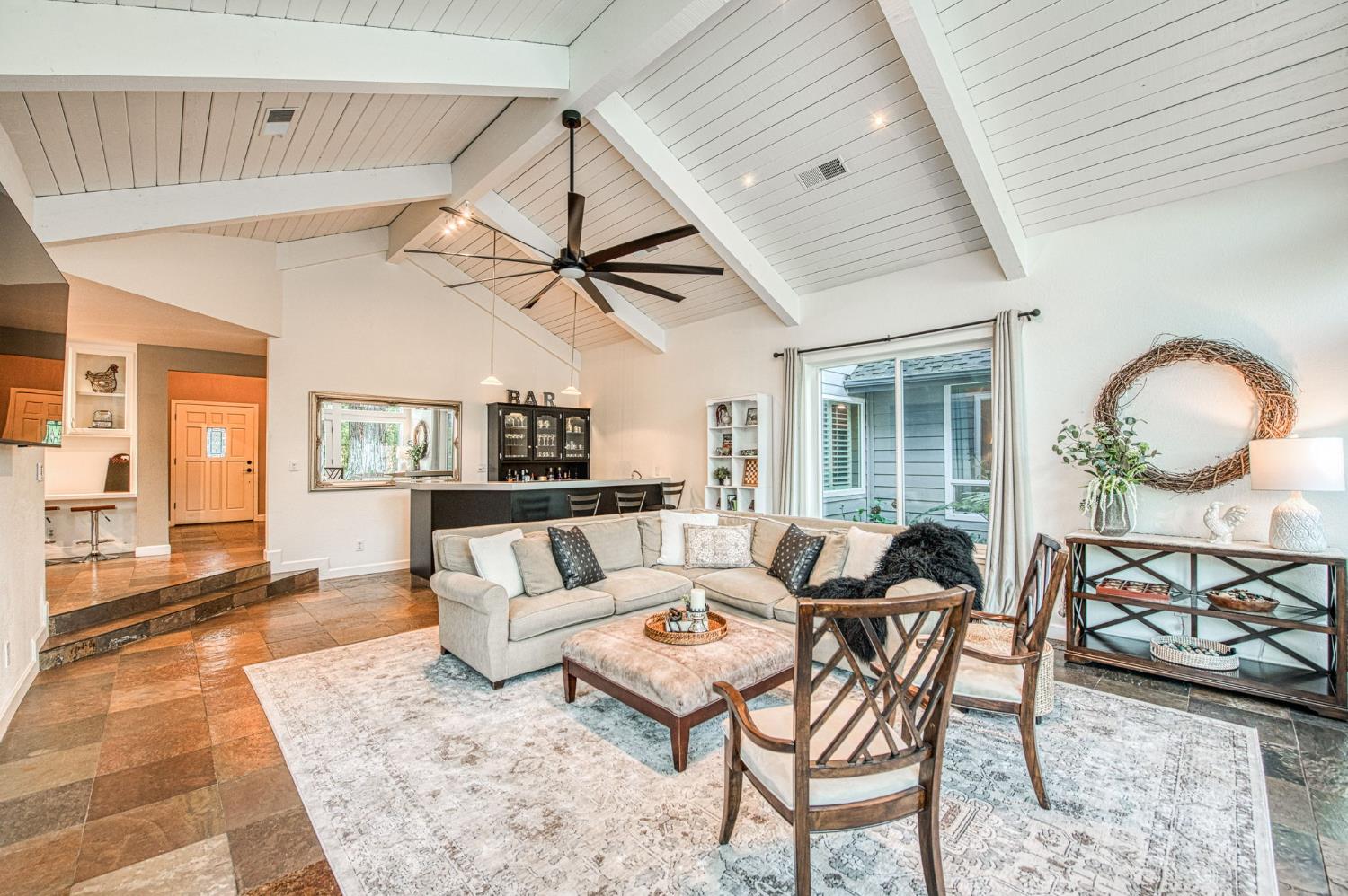 2649 Heritage Ave, Clovis, CA 93619