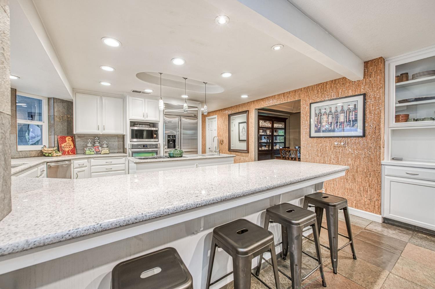 2649 Heritage Ave, Clovis, CA 93619