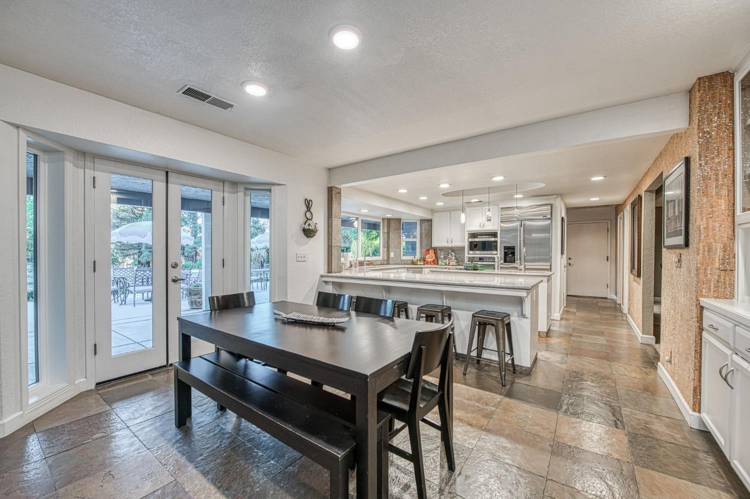 2649 Heritage Ave, Clovis, CA 93619