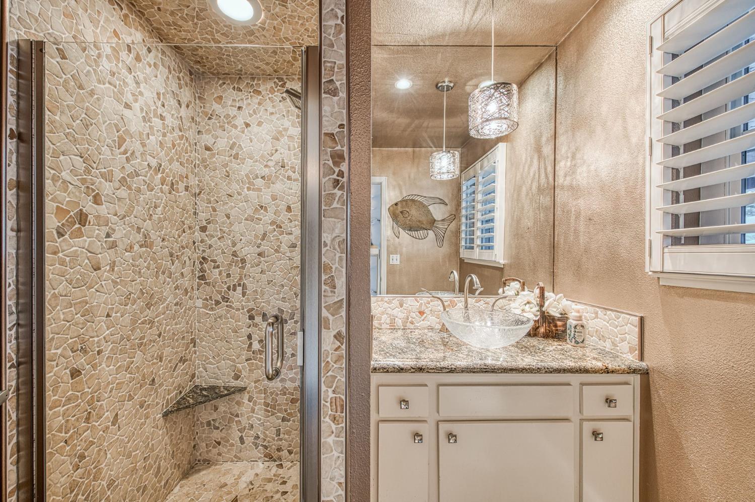 2649 Heritage Ave, Clovis, CA 93619