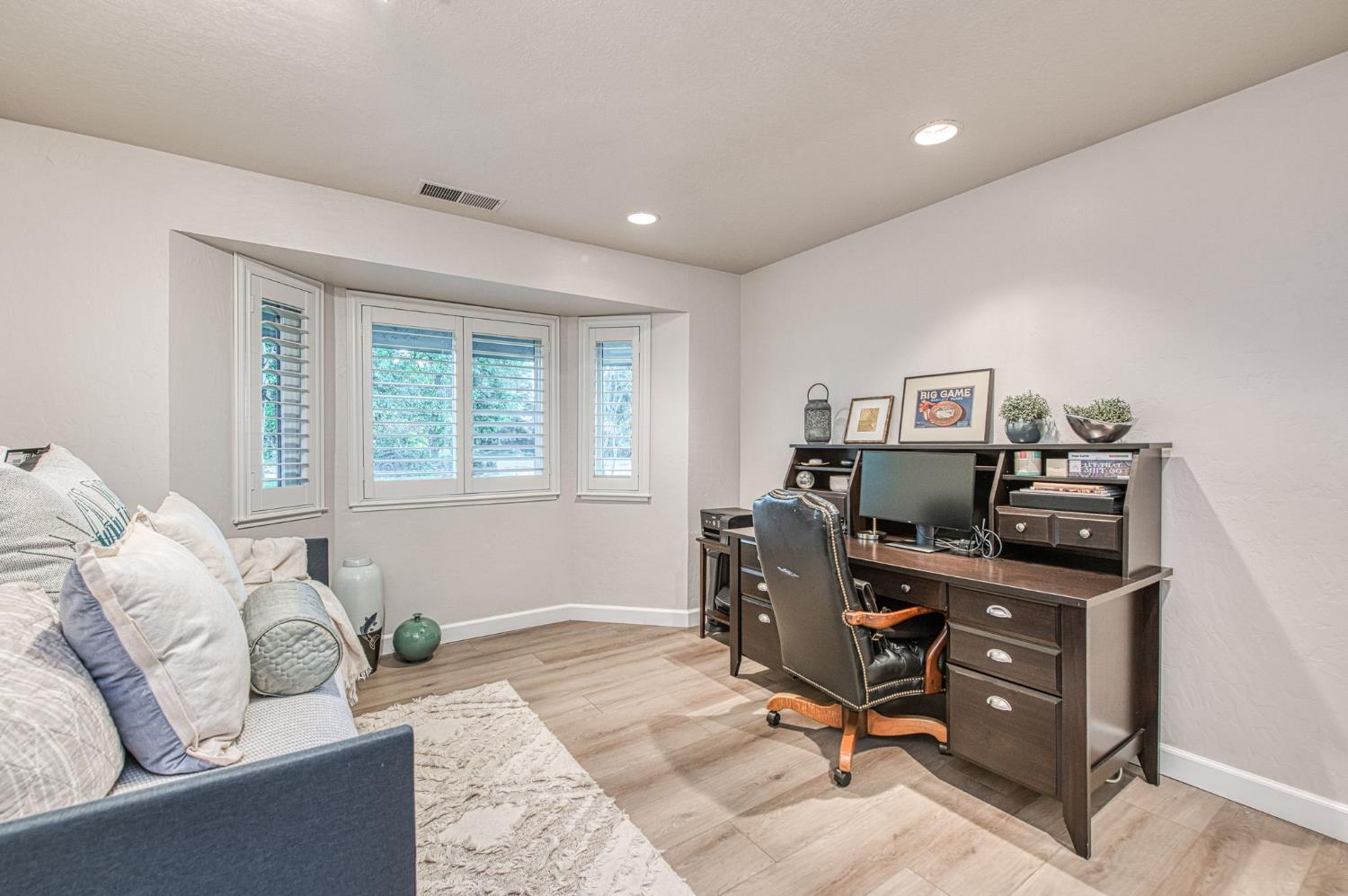 2649 Heritage Ave, Clovis, CA 93619