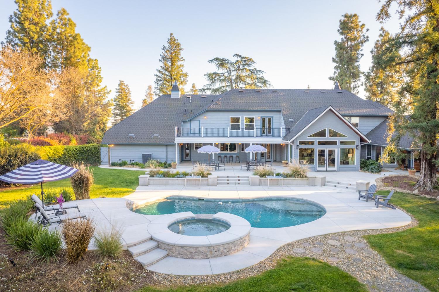 2649 Heritage Ave, Clovis, CA 93619