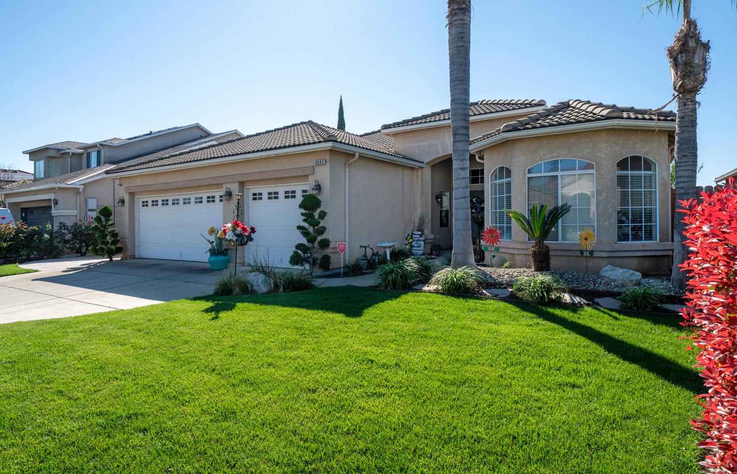 5660 E Florence Ave, Fresno, CA 93727