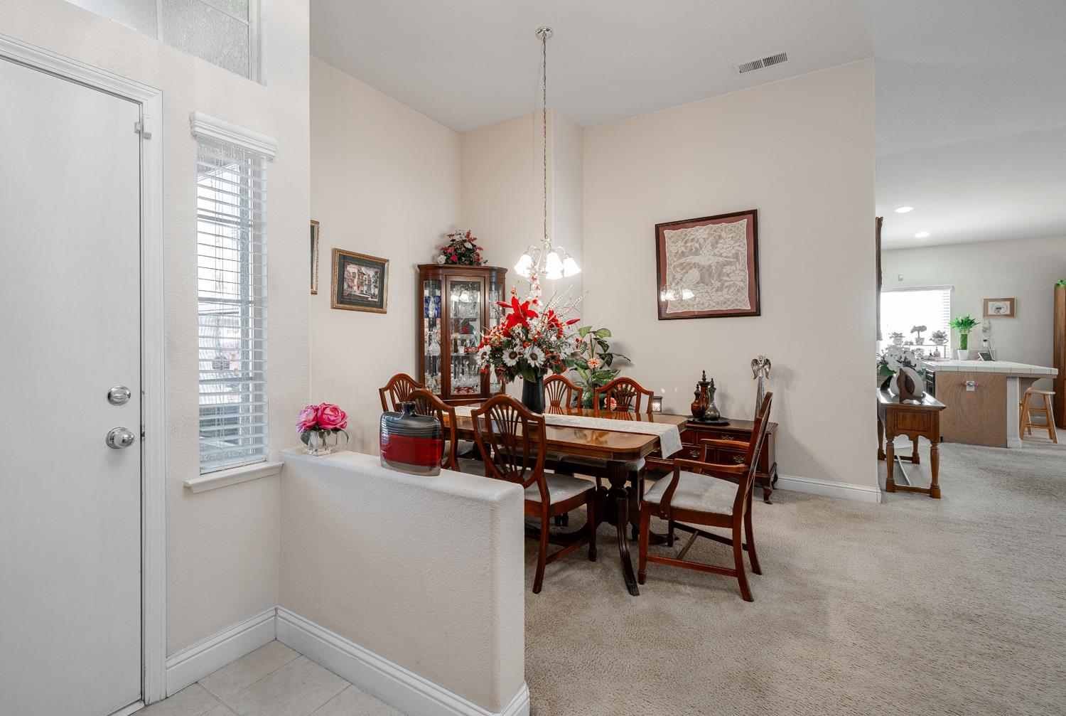 5660 E Florence Ave, Fresno, CA 93727