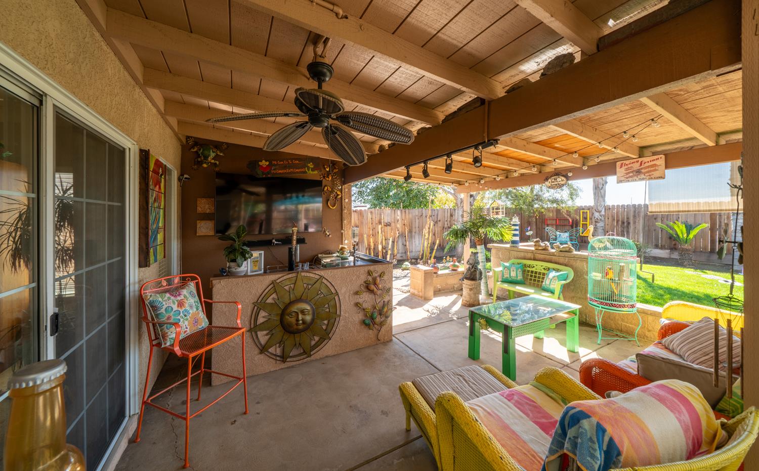 5660 E Florence Ave, Fresno, CA 93727