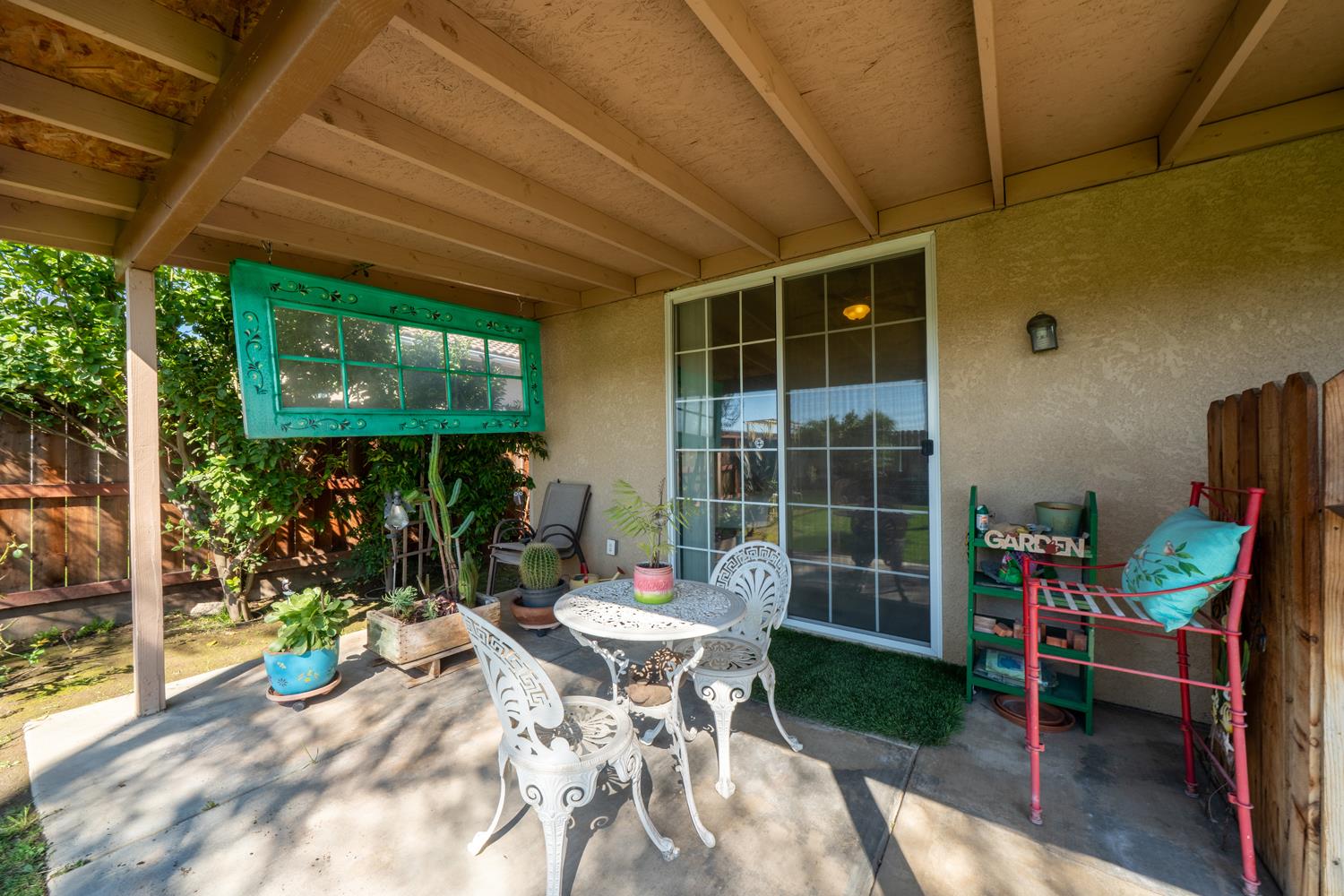 5660 E Florence Ave, Fresno, CA 93727