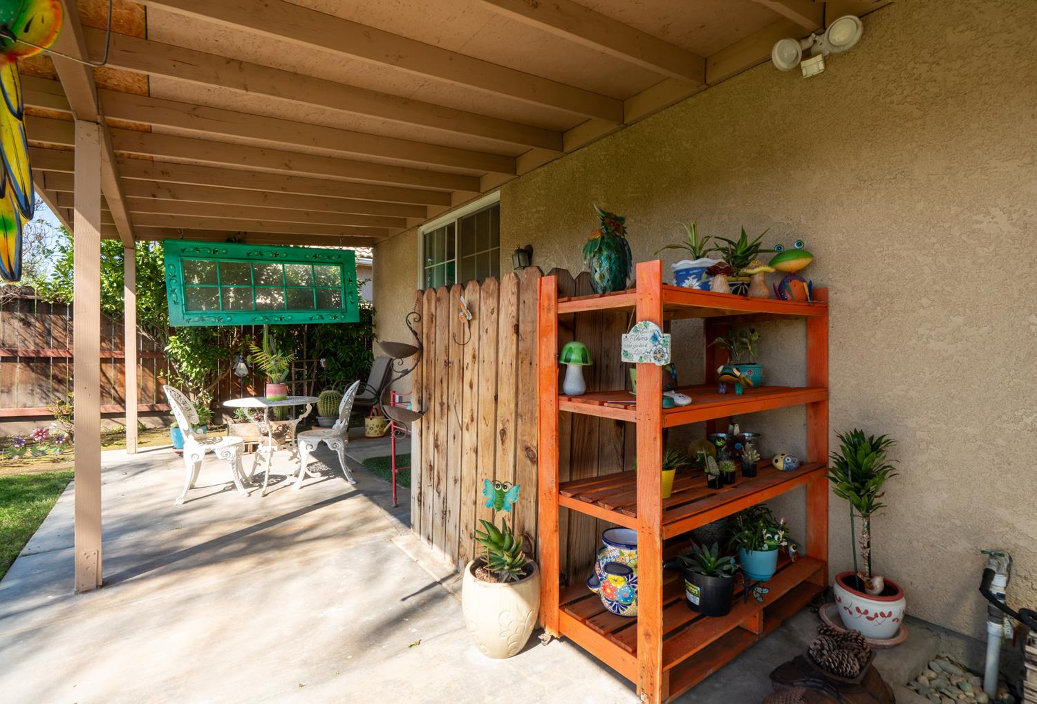 5660 E Florence Ave, Fresno, CA 93727