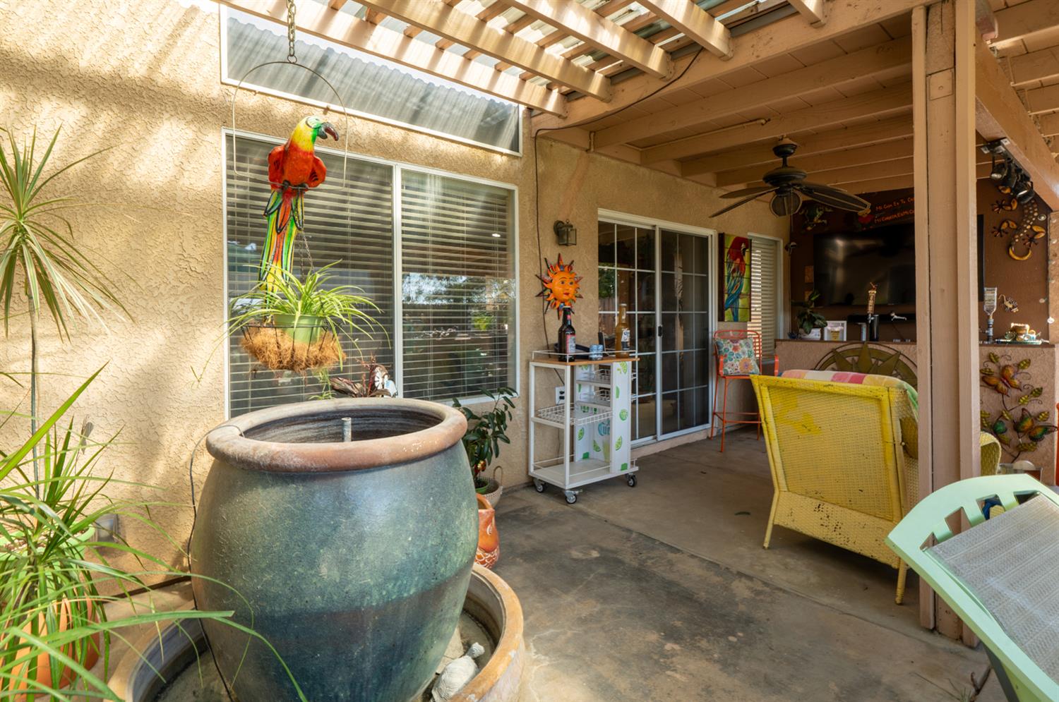 5660 E Florence Ave, Fresno, CA 93727