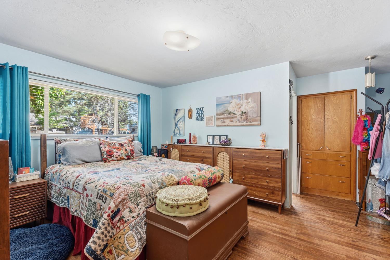 5446 E Mono St, Fresno, CA 93727