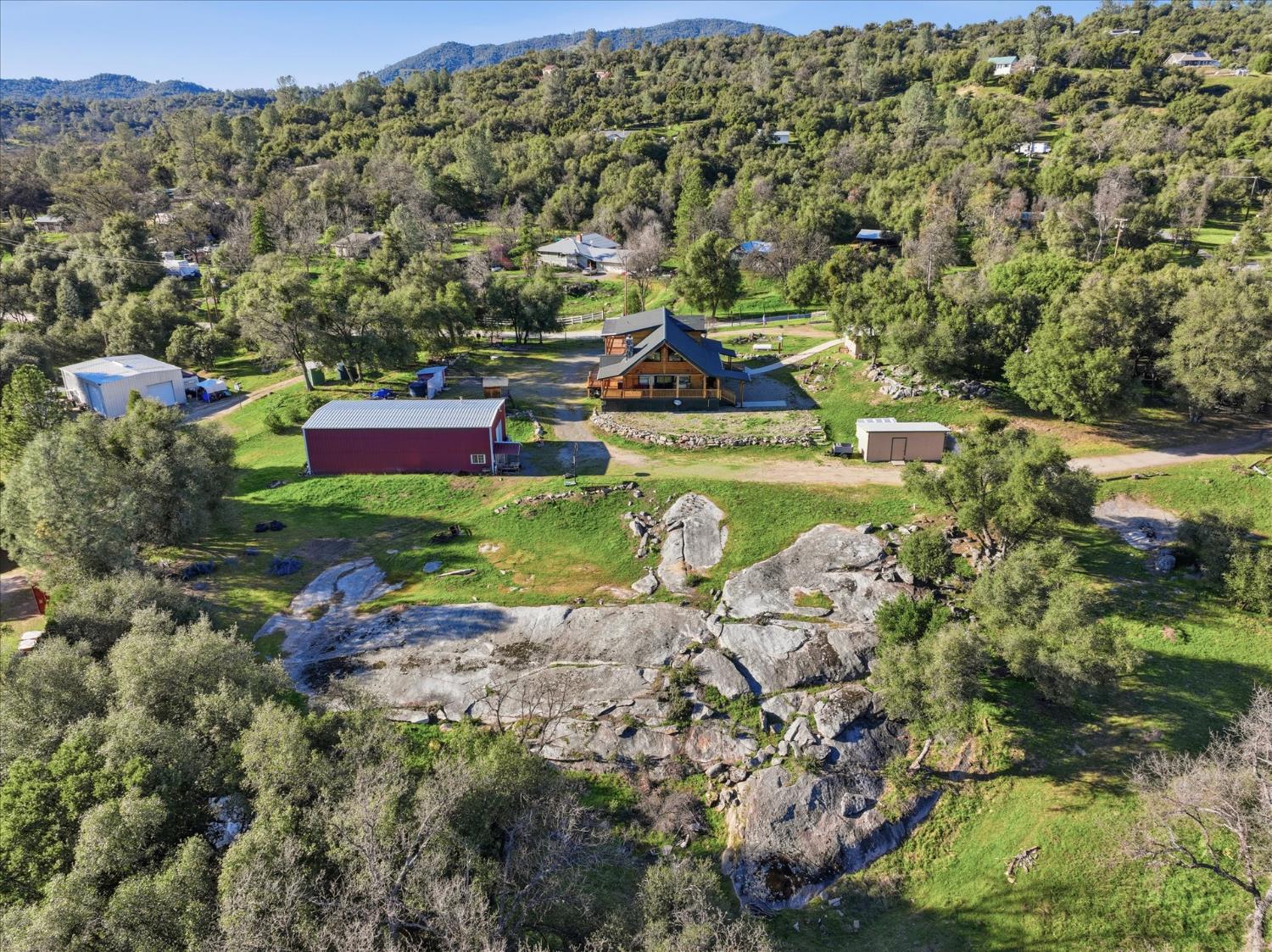 43227 Leach Rd, Ahwahnee, CA 93601