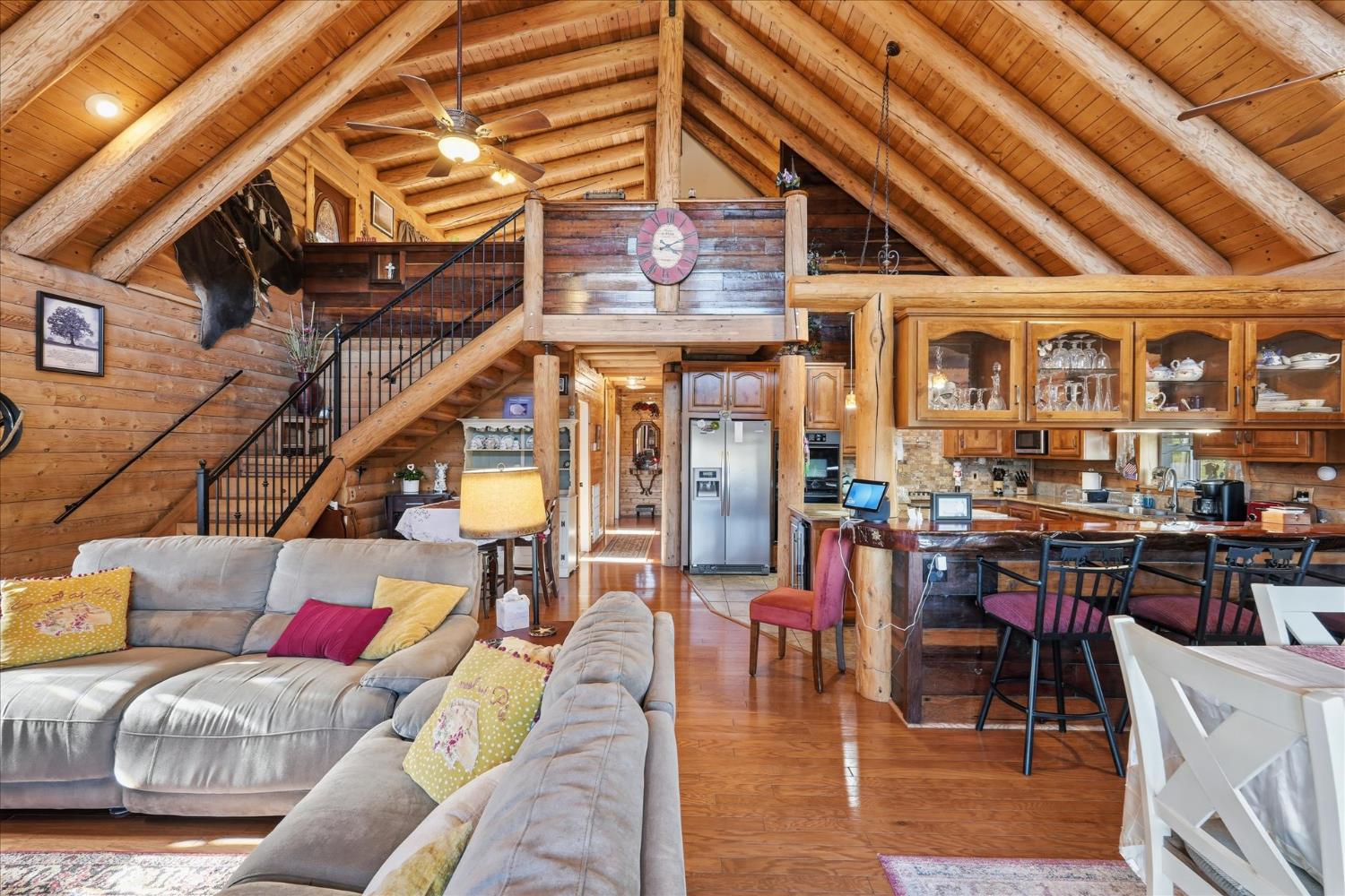 43227 Leach Rd, Ahwahnee, CA 93601