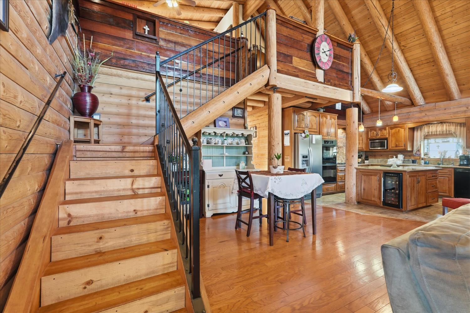 43227 Leach Rd, Ahwahnee, CA 93601