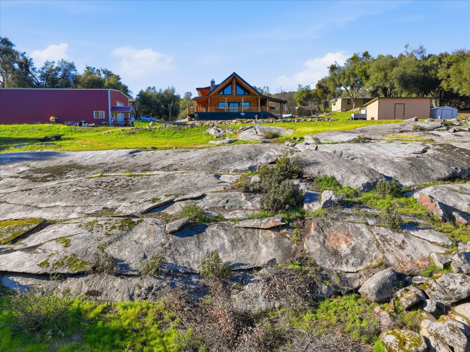 43227 Leach Rd, Ahwahnee, CA 93601