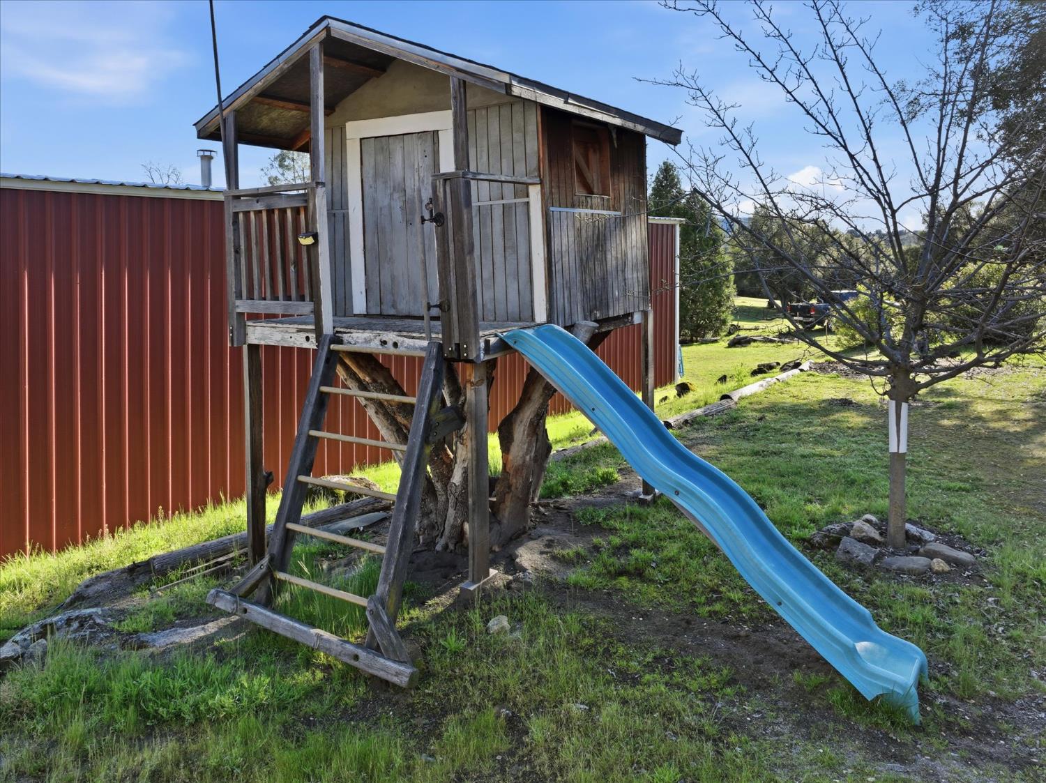 43227 Leach Rd, Ahwahnee, CA 93601